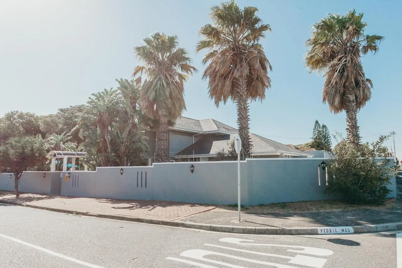Muxima Guest House Cape Town 2*,  South Africa